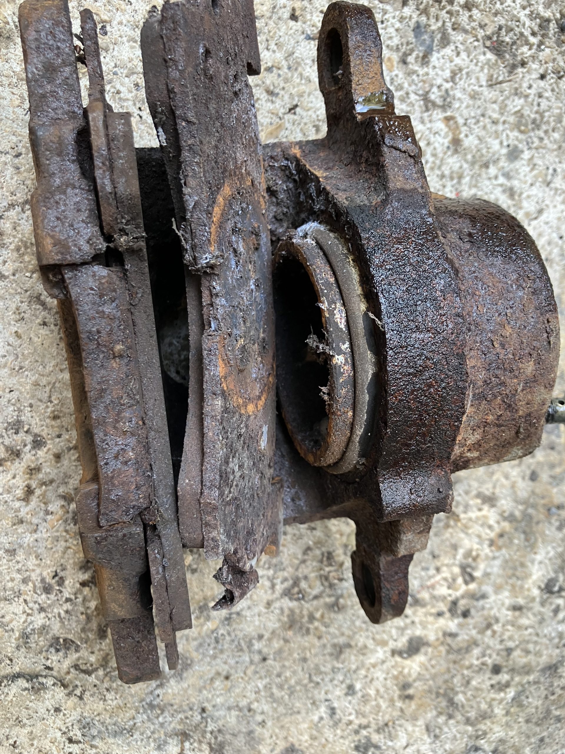 3- Pas trop de grosse galère pour remettre le piston en état