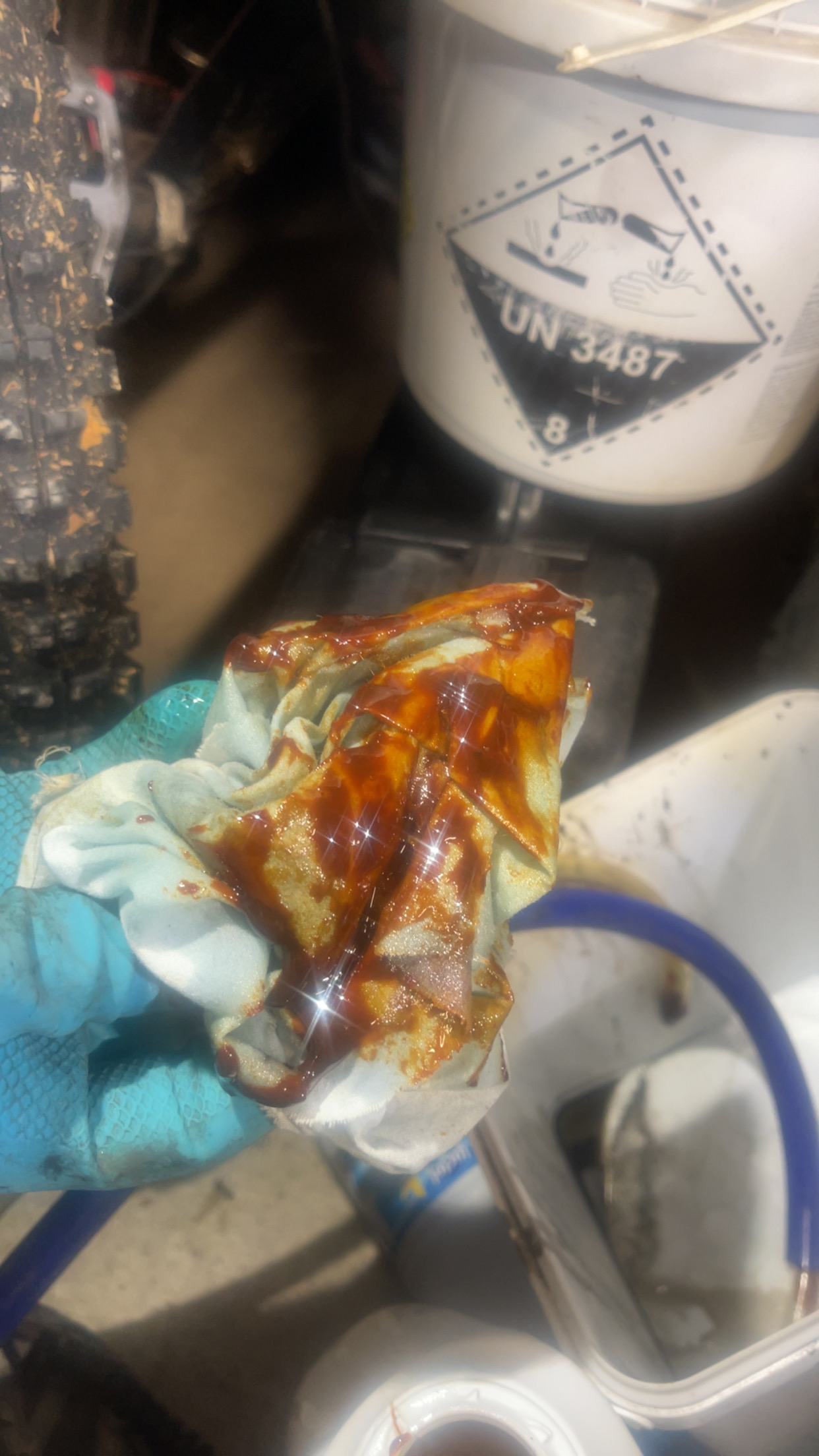 Alors c’est dense comme du miel et visqueux